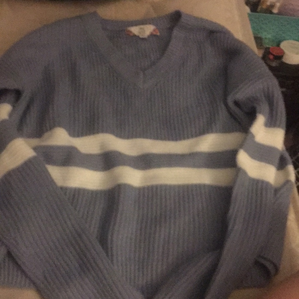 Pink rose cropped sweater